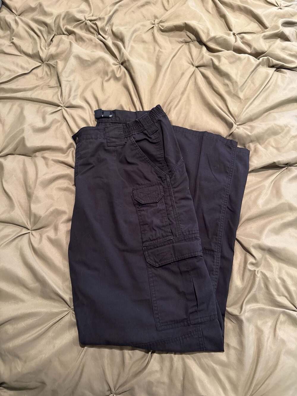 5.11 Tactical Series Black Cargo Pants Size 36x34 - Picture 2 of 5